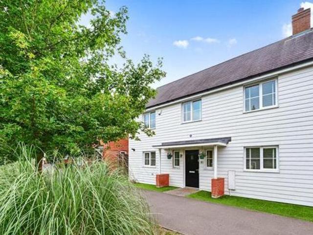 House for sale in Fleet, Hart