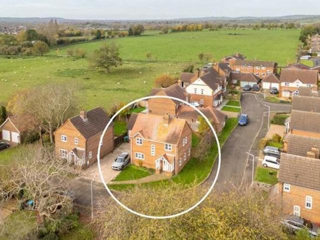 House for sale in Aylesbury, Buckinghamshire