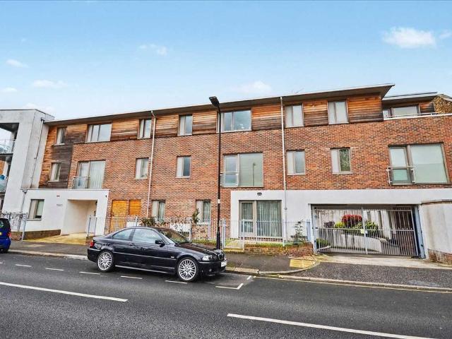 Apartment for rent in London Borough of Ealing, Greater London