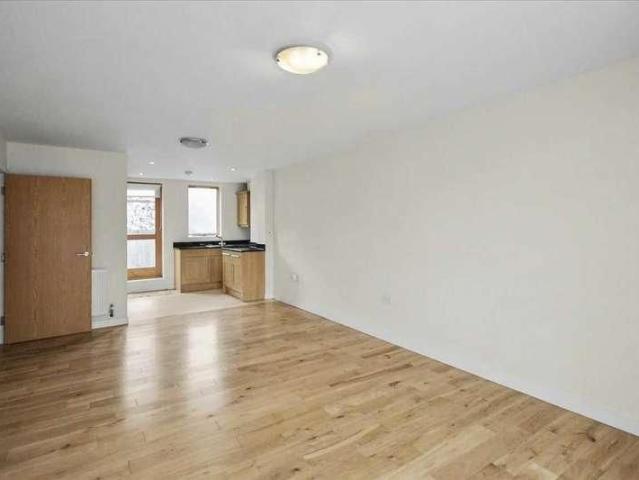 Apartment for rent in London Borough of Ealing, Greater London