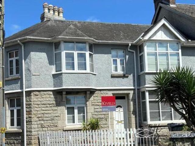 House for sale in Lamellion, Cornwall