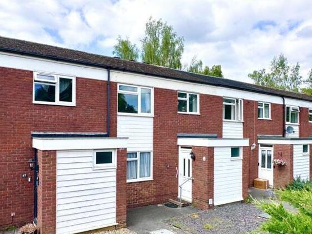 House for sale in Fleet, Hart