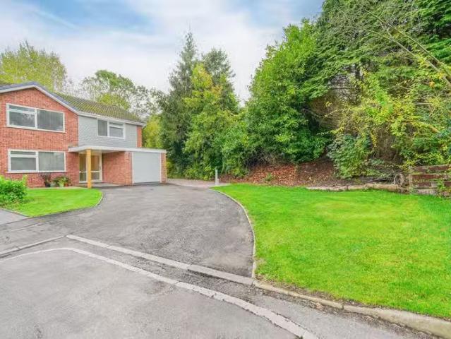 House for sale in Blossomfield