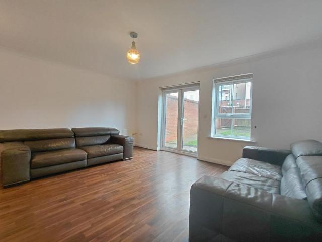 House for rent in East Barnet, Isle Of Man