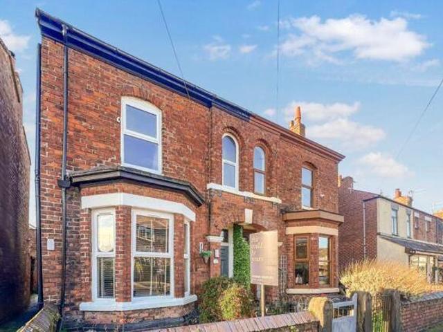 House for sale in Roby Mill, Lancashire