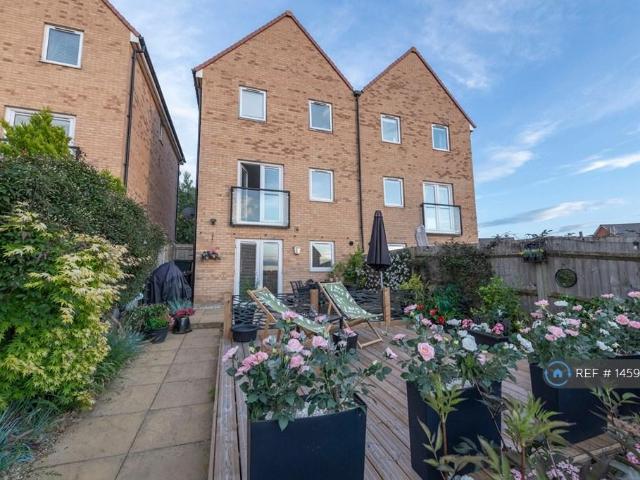 House for rent in Fordham Heath, Essex