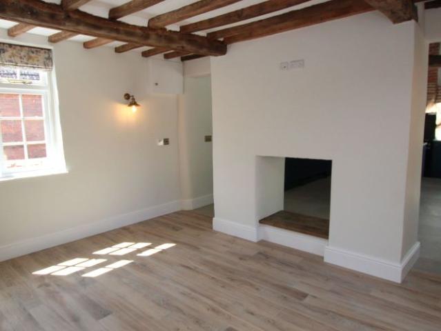 House for rent in Barton In Fabis, East Midlands