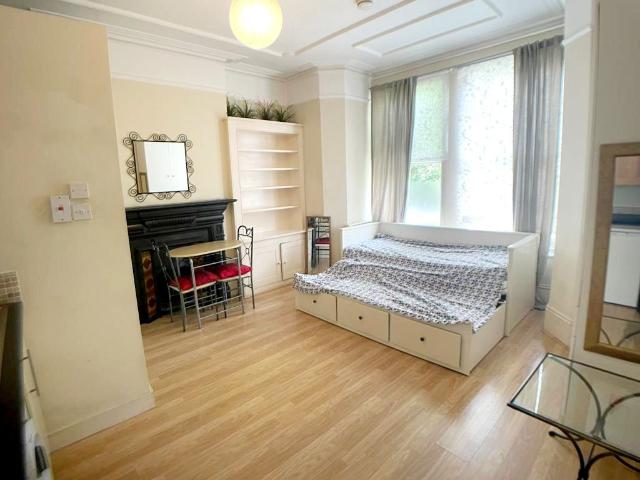 Studio for rent in Hornsey, Greater London