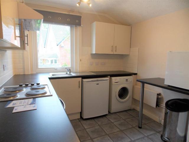 House for rent in Cargate, Rushmoor