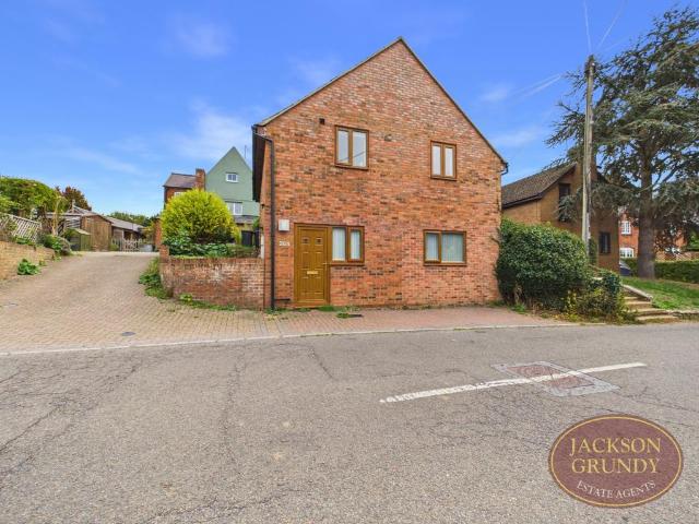 House for rent in East Haddon