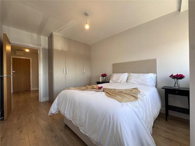 Apartment for rent in Kingsbury, Greater London