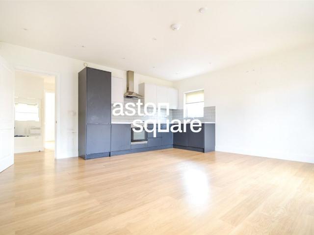 Apartment for rent in Kingsbury, Greater London
