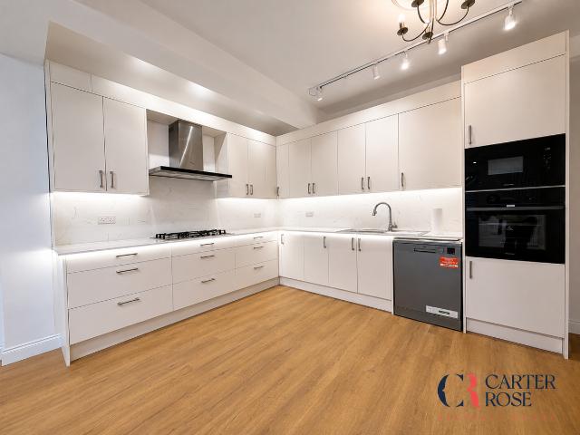 House for rent in Furzedown, Greater London