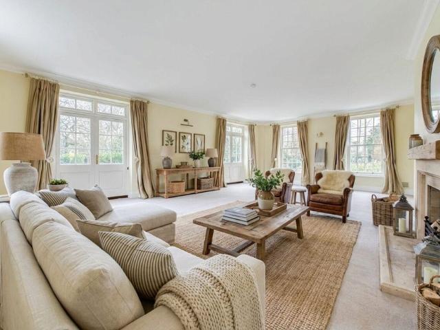 House for rent in Rochford, Forthampton