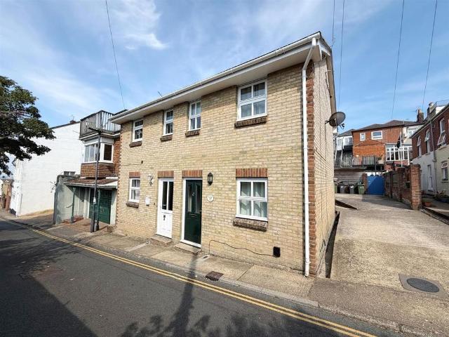 House for rent in Binstead, Ryde