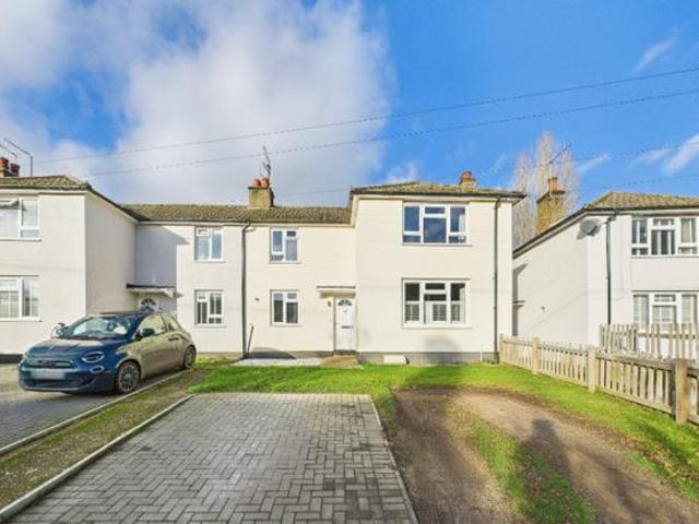 House for sale in Lyons, Greater London