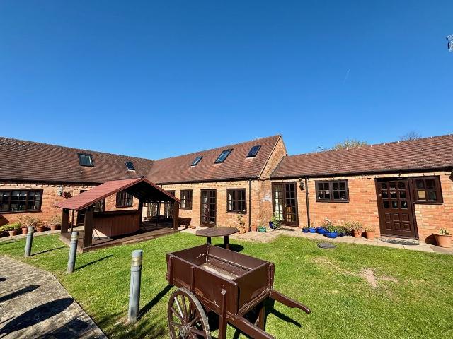Apartment for rent in Stratford-upon-Avon, Alderminster
