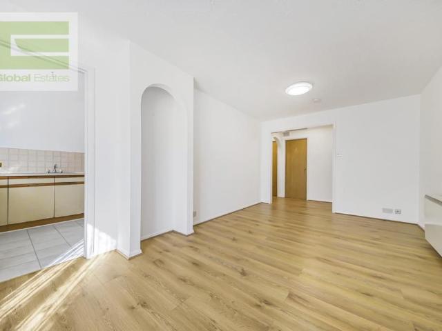 Apartment for rent in Furzedown, Greater London