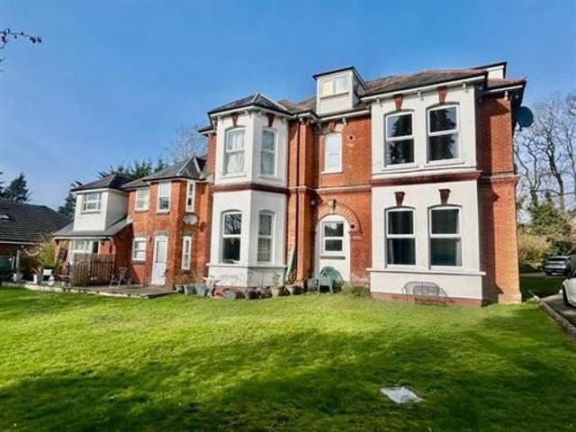 Apartment for rent in Cargate, Aldershot