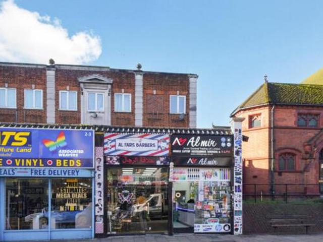 House for sale in Greater London