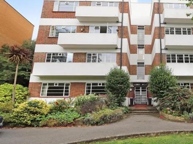Apartment for rent in Surbiton, Greater London