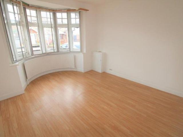 Studio for rent in London Borough of Ealing, Greater London