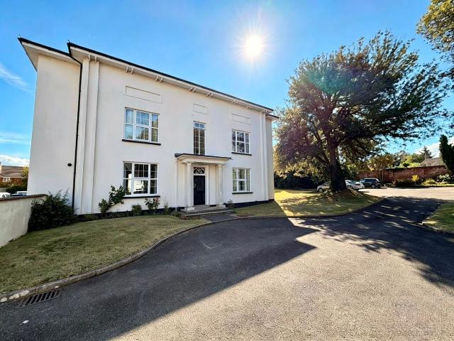 Apartment for rent in Watergate, Devon