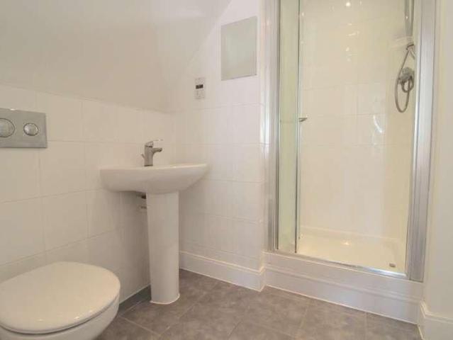 Apartment for rent in Ashford