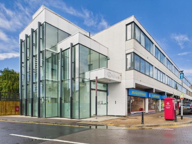 Apartment for rent in Lower Halliford, Surrey