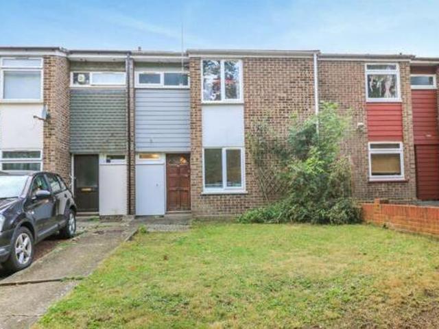 House for sale in Lyons, Greater London