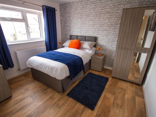 Room for rent in Kingswood