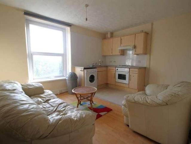 House for rent in Crew's Hole, Bristol