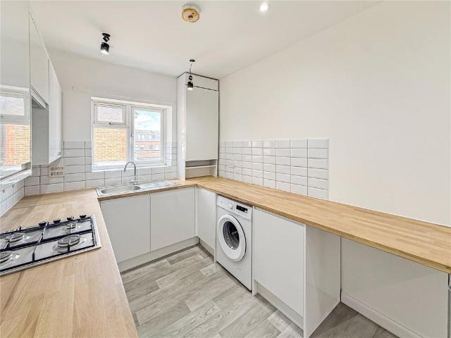 House for rent in World's End, Perryfields