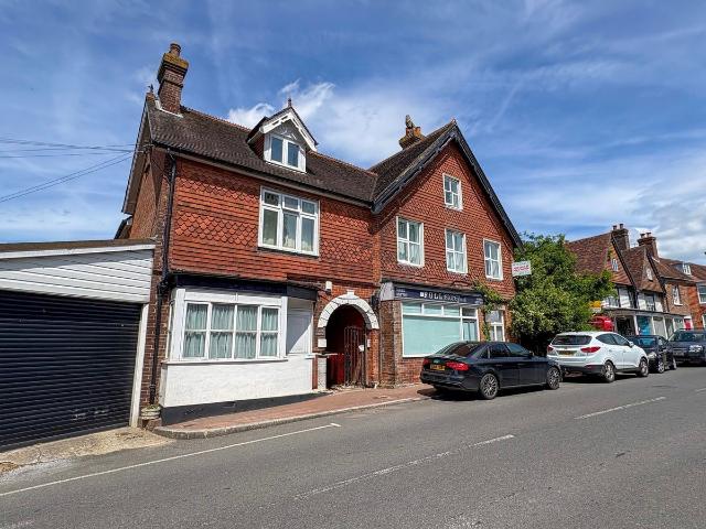 Studio for rent in Cross In Hand, East Sussex