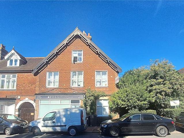Apartment for rent in Crowborough Warren, Wealden