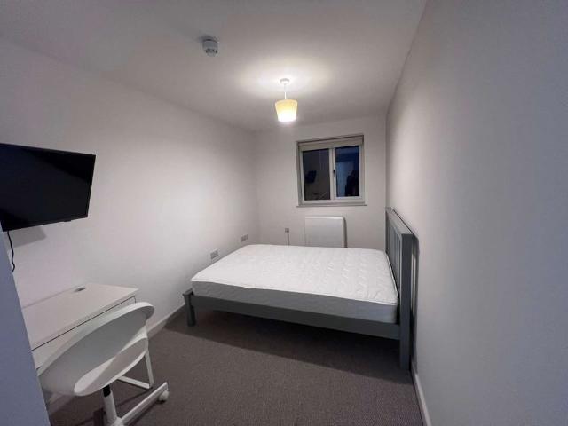 Room for rent in Feckenham, City Of Bristol