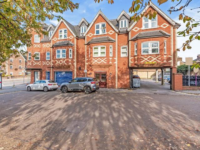 Apartment for rent in Guildford Park, Westborough