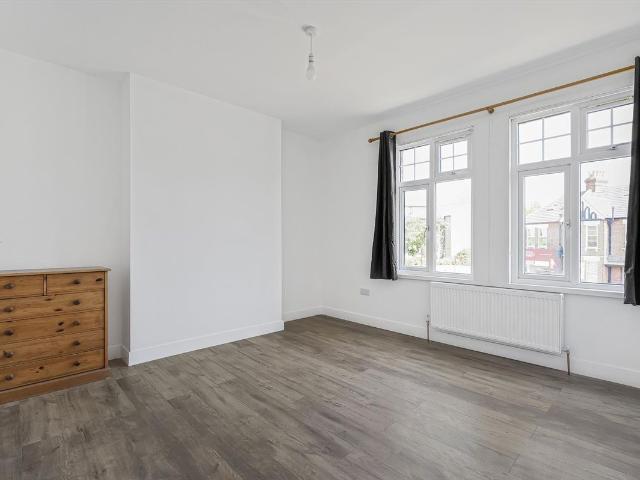Apartment for rent in London Borough of Ealing, Greater London
