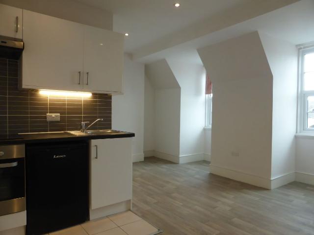Studio for rent in Aldrington