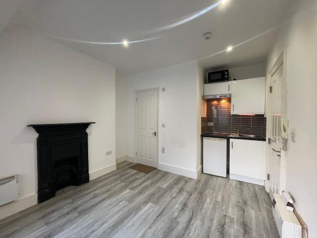 Studio for rent in Portslade by Sea, Hove