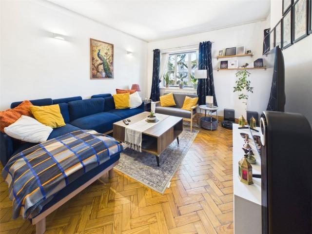 Apartment for rent in London Borough of Hounslow, Spring Grove