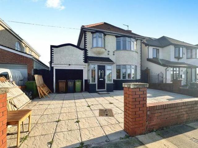 House for sale in Calderstones