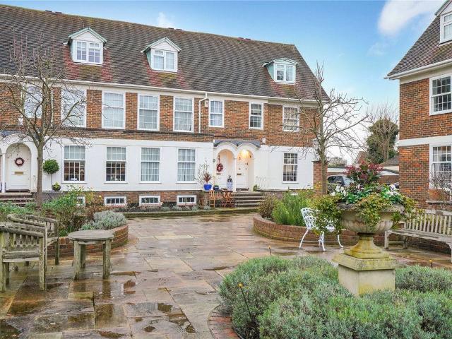 House for rent in London Borough of Merton, Greater London