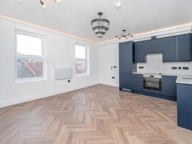 Apartment for rent in London Borough of Ealing, Greater London