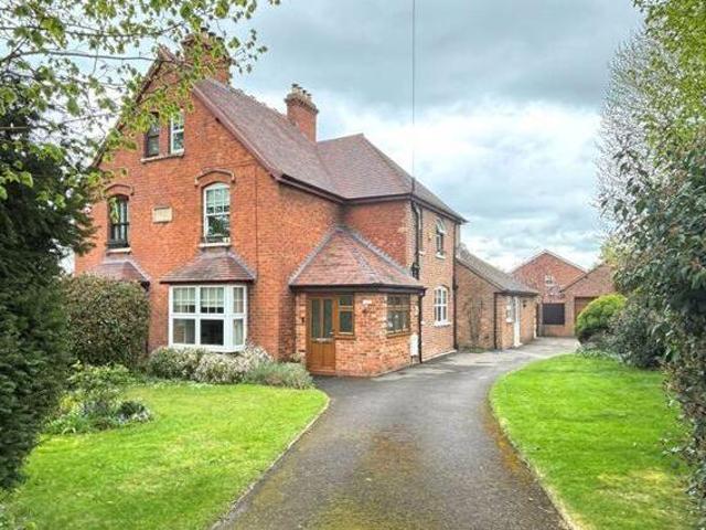 House for sale in Gloucester, Gloucestershire
