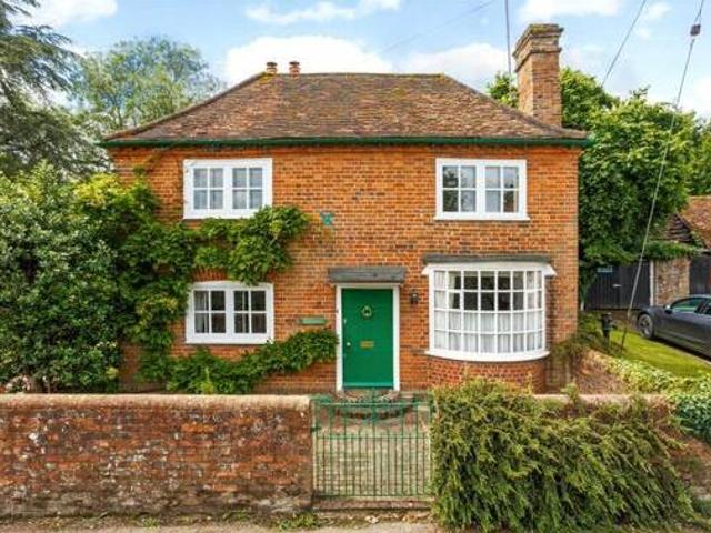 House for sale in Lunnon, Buckinghamshire