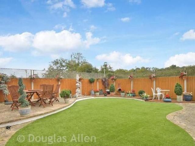 House for sale in Bowers Gifford and North Benfleet, Bowers Gifford