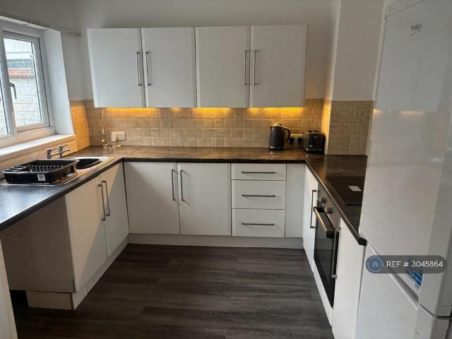 House for rent in North Ferriby, Hull and East Yorkshire