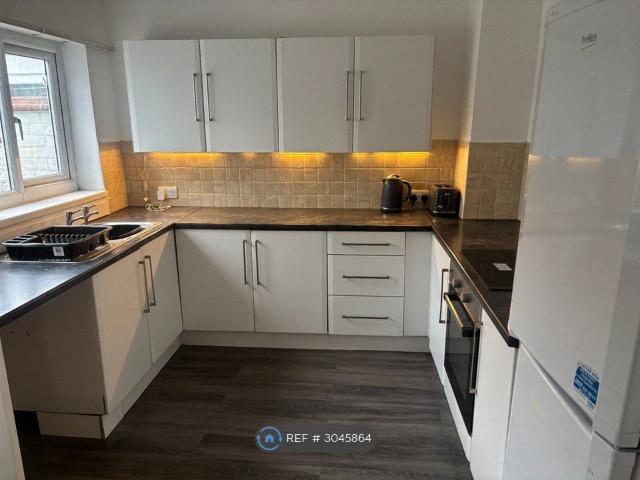 House for rent in North Ferriby, Hull and East Yorkshire