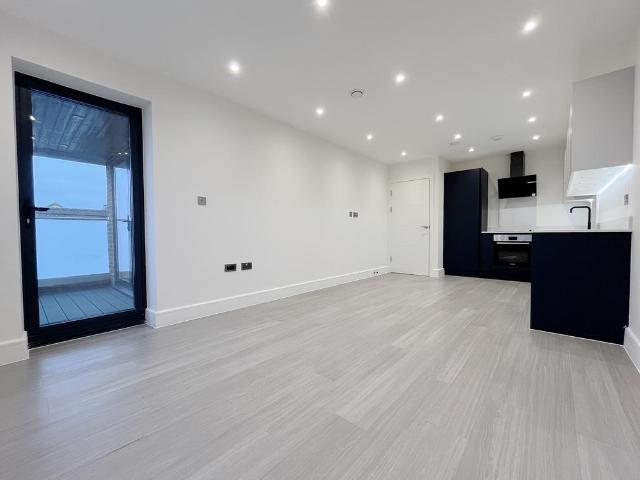 Apartment for rent in London Borough of Ealing, Greater London